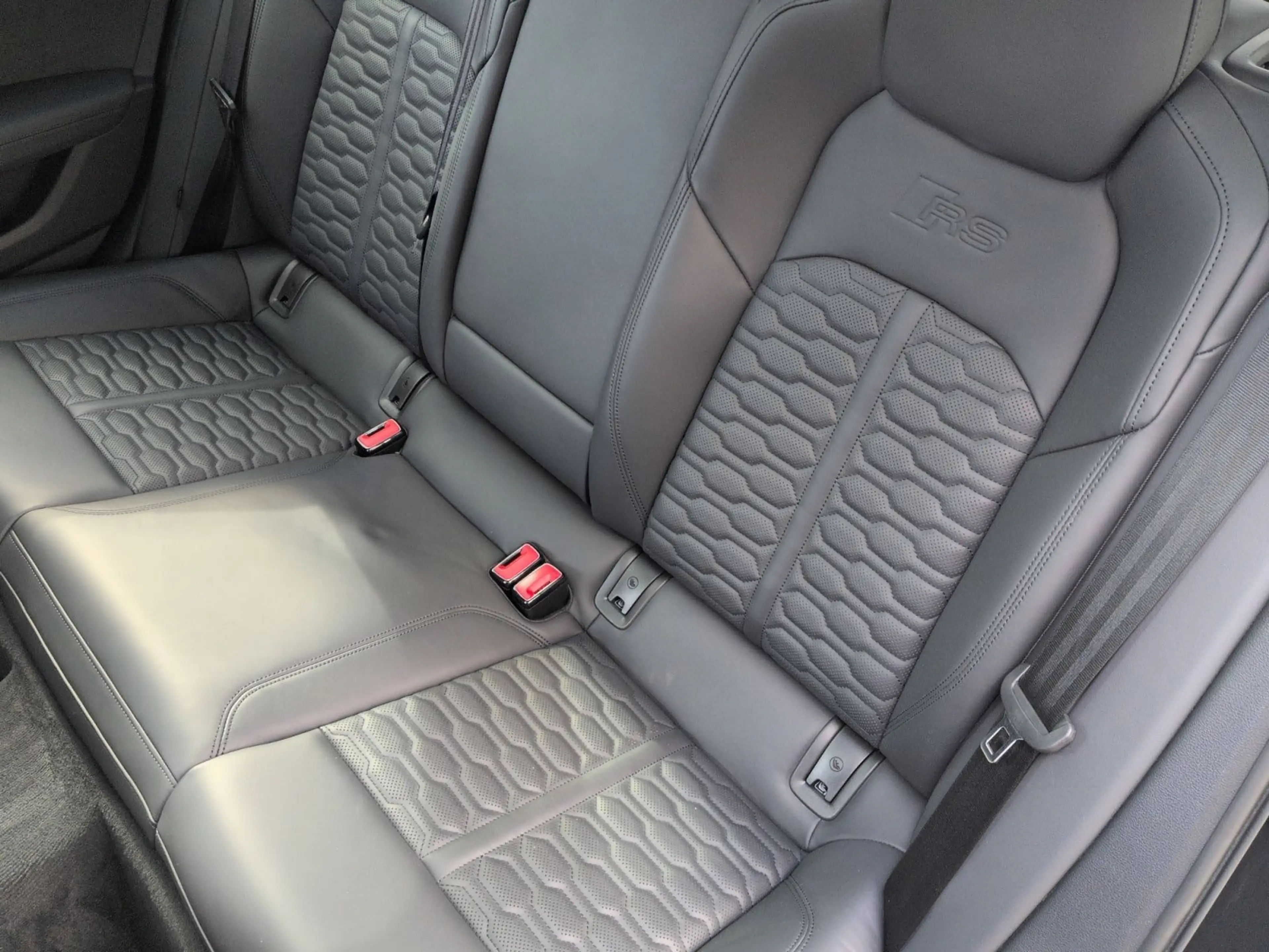 Audi RS6 6 463(630) kW(PS) tiptron — photo 10