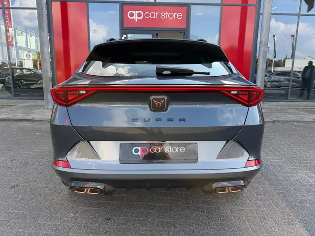Cupra Formentor view 6