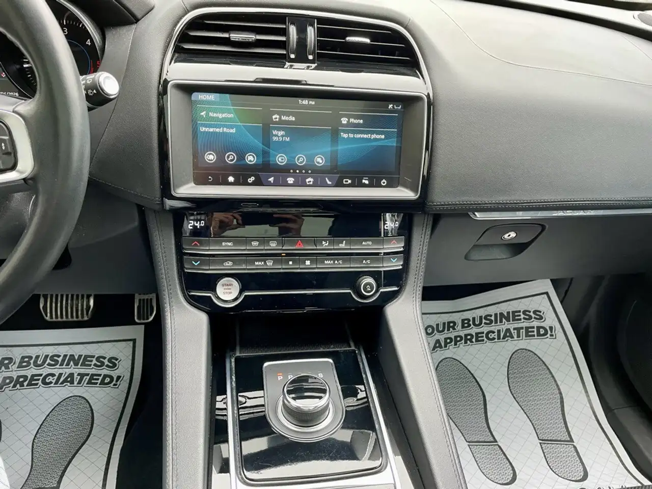 Jaguar F-Pace снимка Jaguar F-Pace