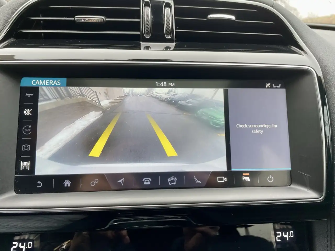 Jaguar F-Pace снимка Jaguar F-Pace