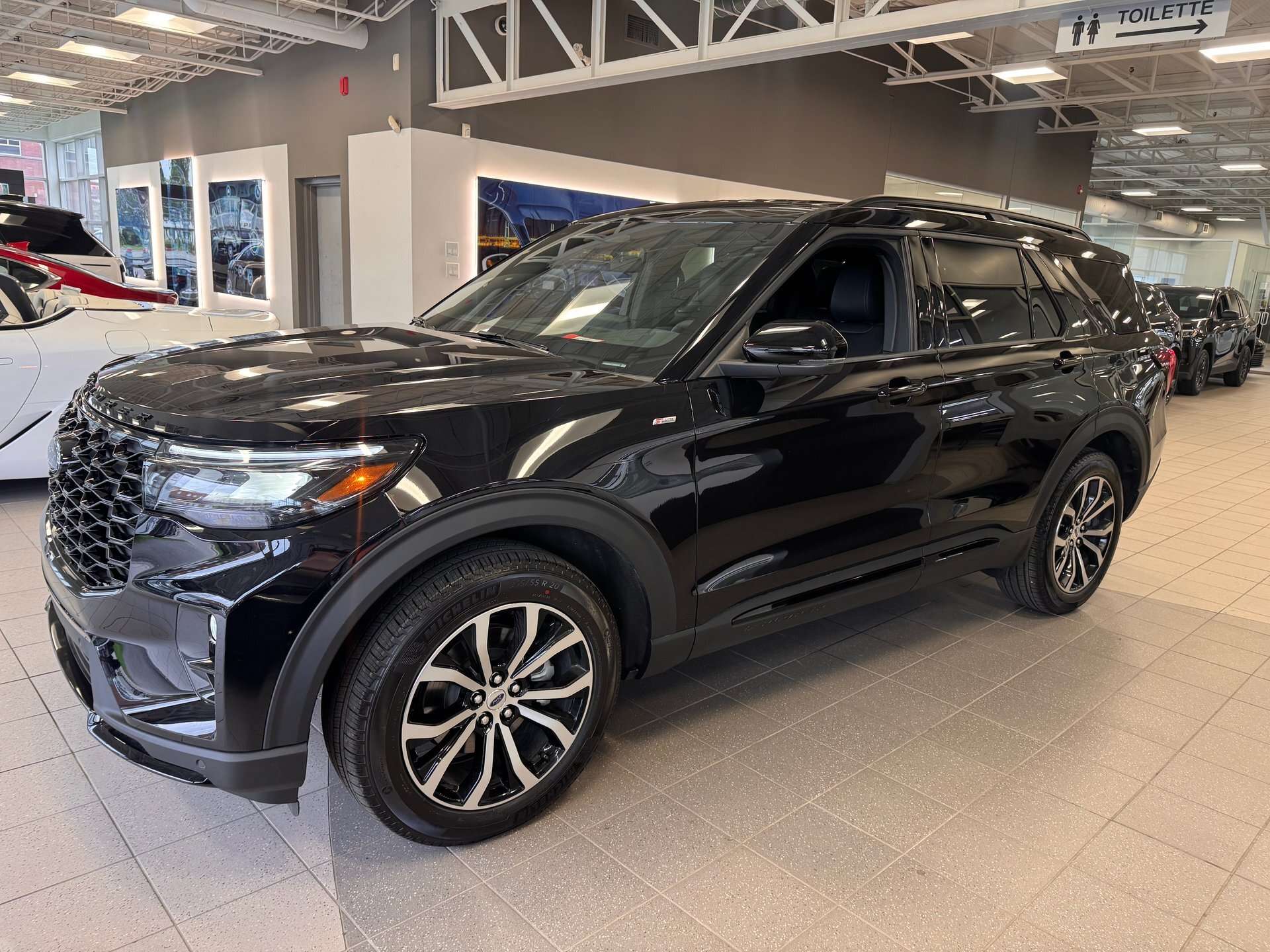 2026 Ford Explorer ST-Line 4WD