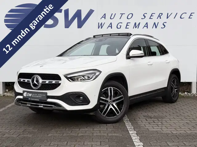 Mercedes-Benz GLA 200