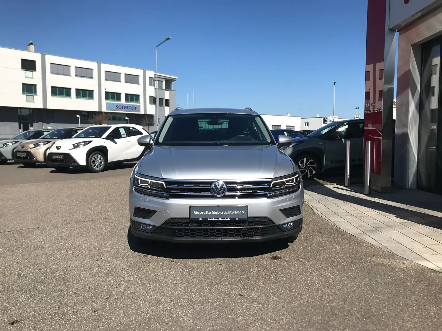 Volkswagen Tiguan 1.5 TSI Comfortline DSG Silber - 2