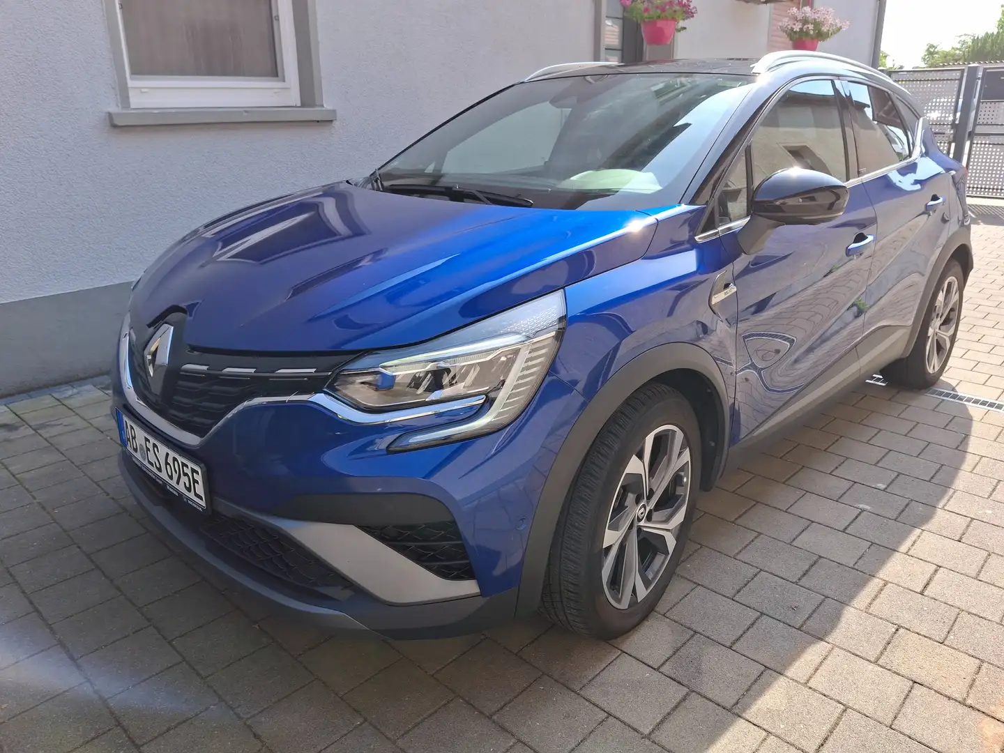 Renault Captur Captur E-TECH PLUG-in 160 R.S. LINE Blau - 2