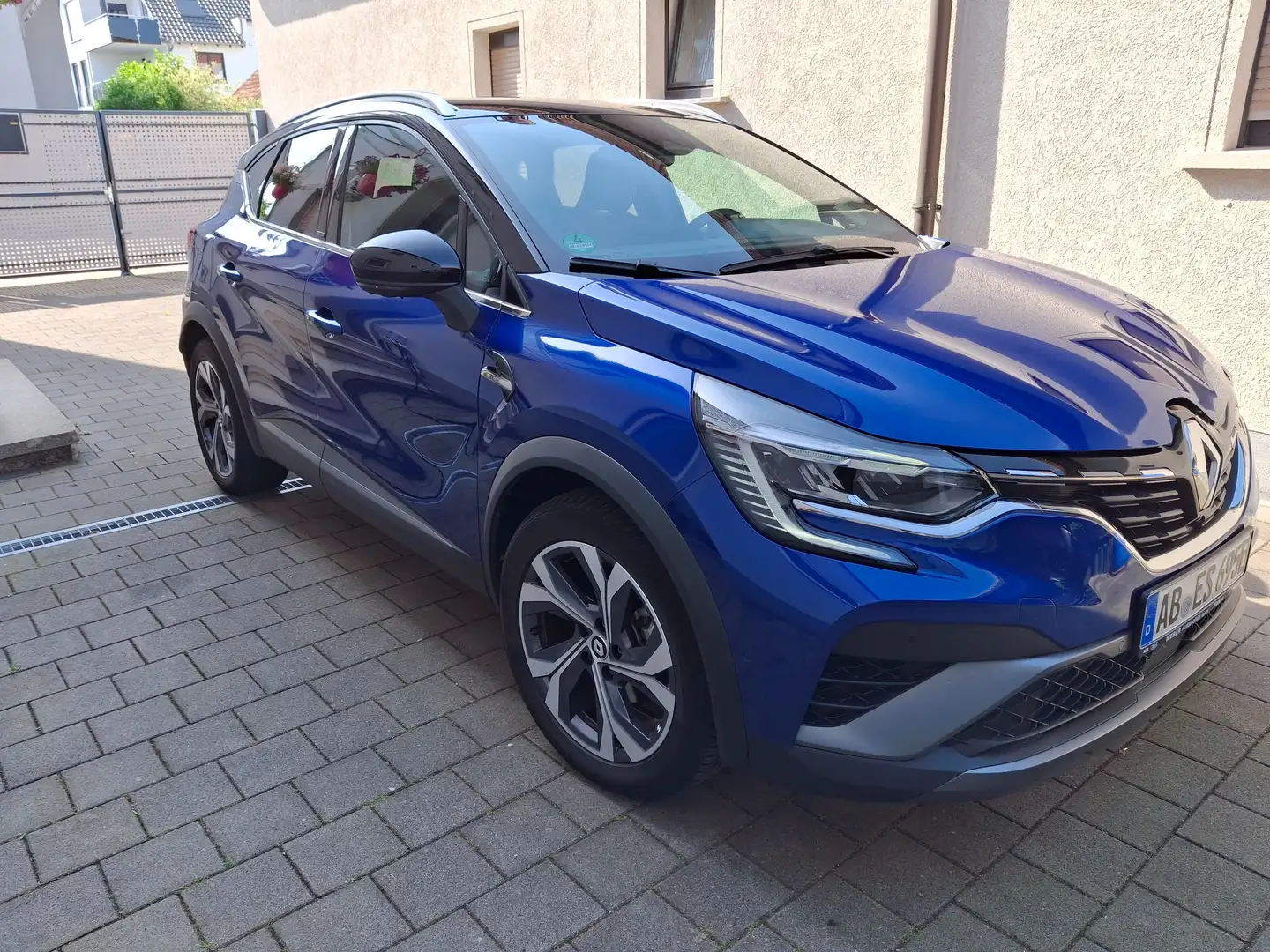 Renault Captur Captur E-TECH PLUG-in 160 R.S. LINE Blau - 1