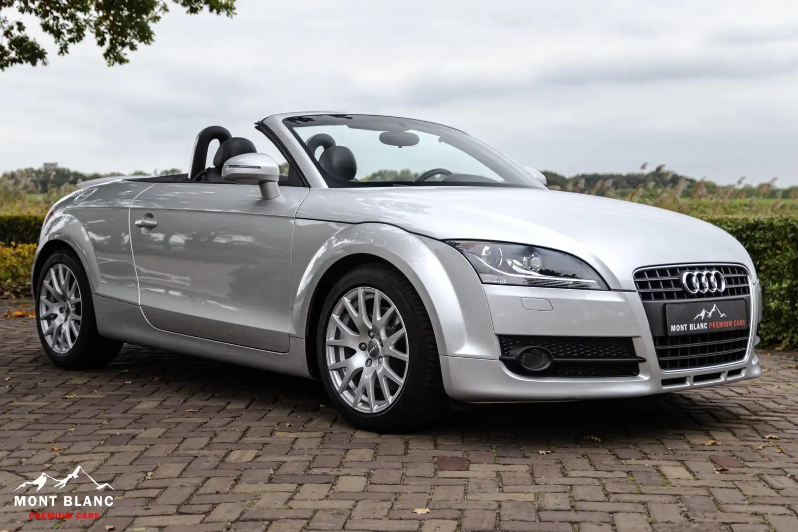 Audi TT Roadster 2.0 TFSI Grijs - 1
