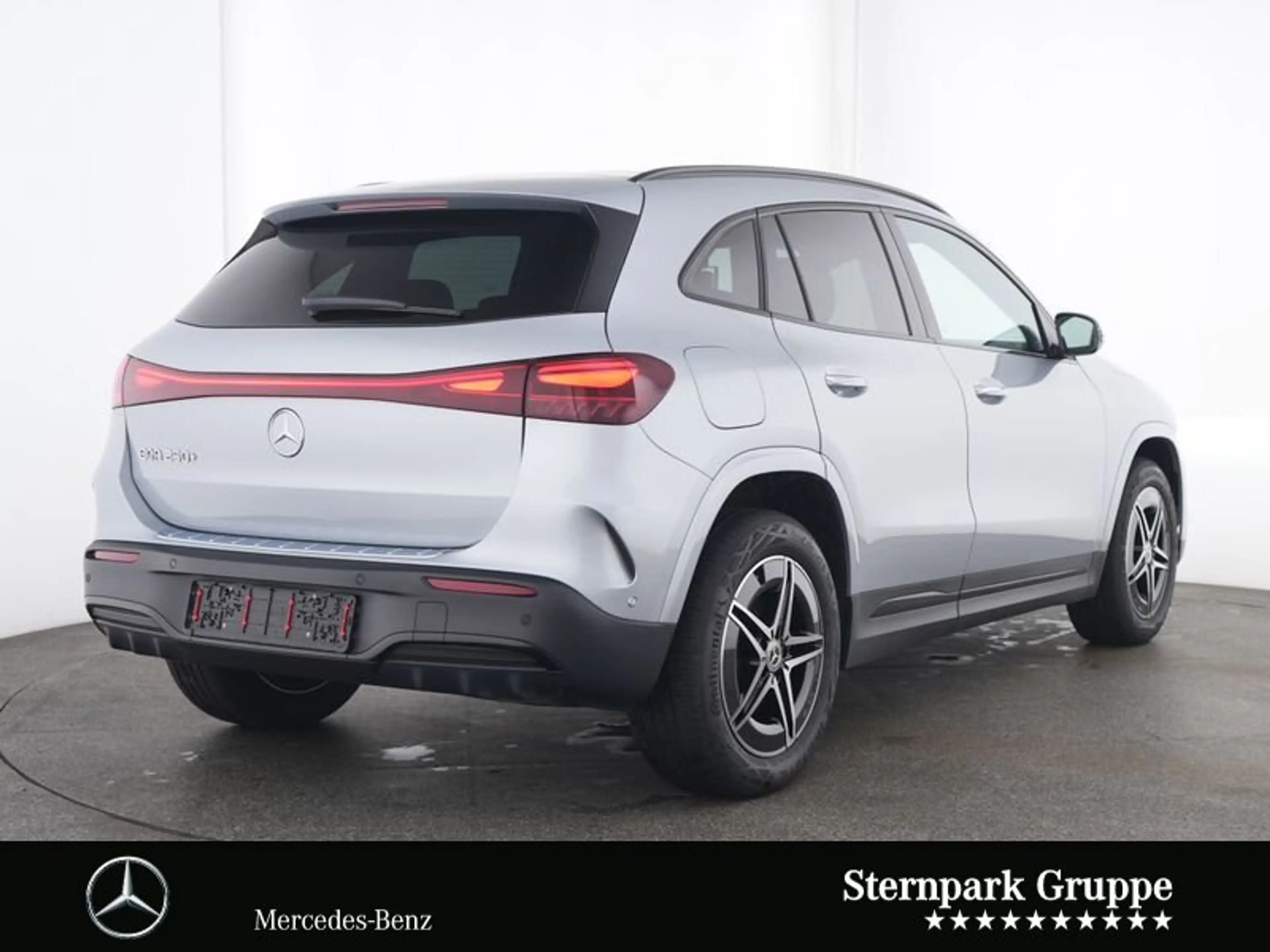 Mercedes-Benz EQA 250 EQA 250+ AMG+NIGHT+PANO+MEMORY+KAMERA+LED+KEYLES — photo 2
