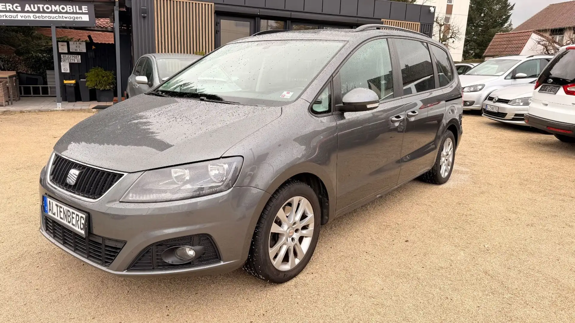 SEAT Alhambra Style,7 Sitze Gelb - 1