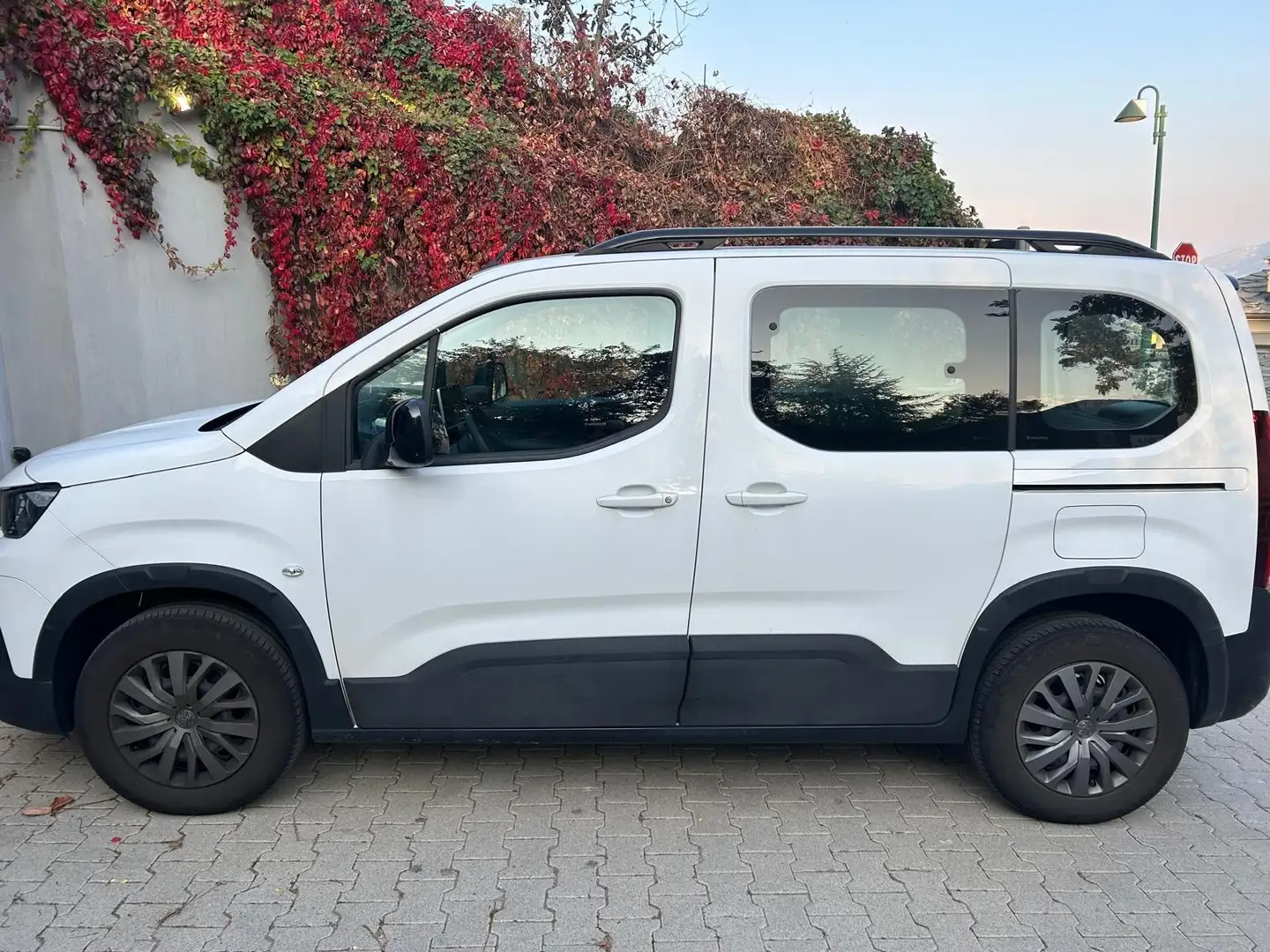 Peugeot Rifter Rifter 1.2 puretech Allure s Bianco - 1