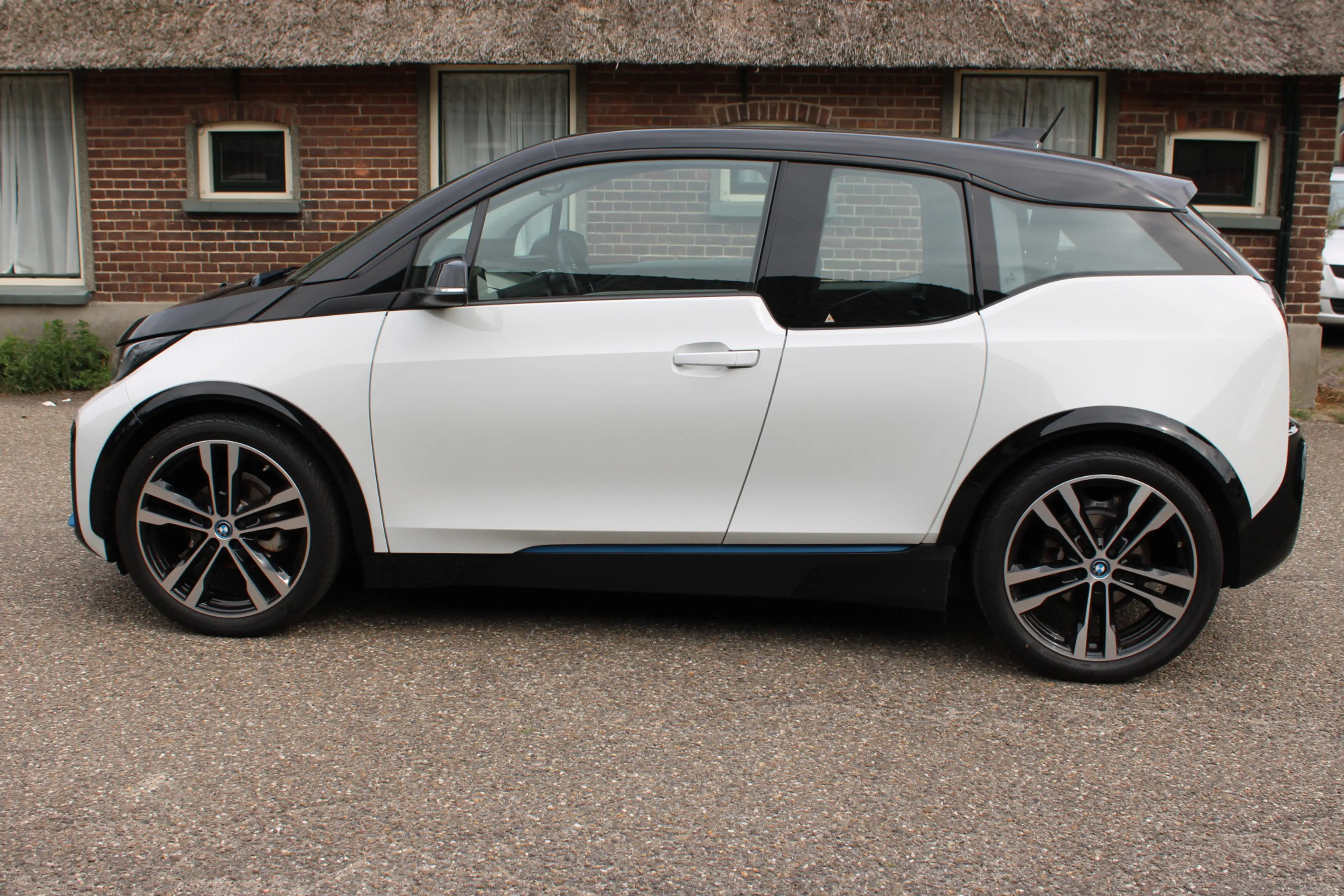 BMW i3 S Executive Edition 120Ah 42 kWh SOh 89,4% NAVI LE — photo 5