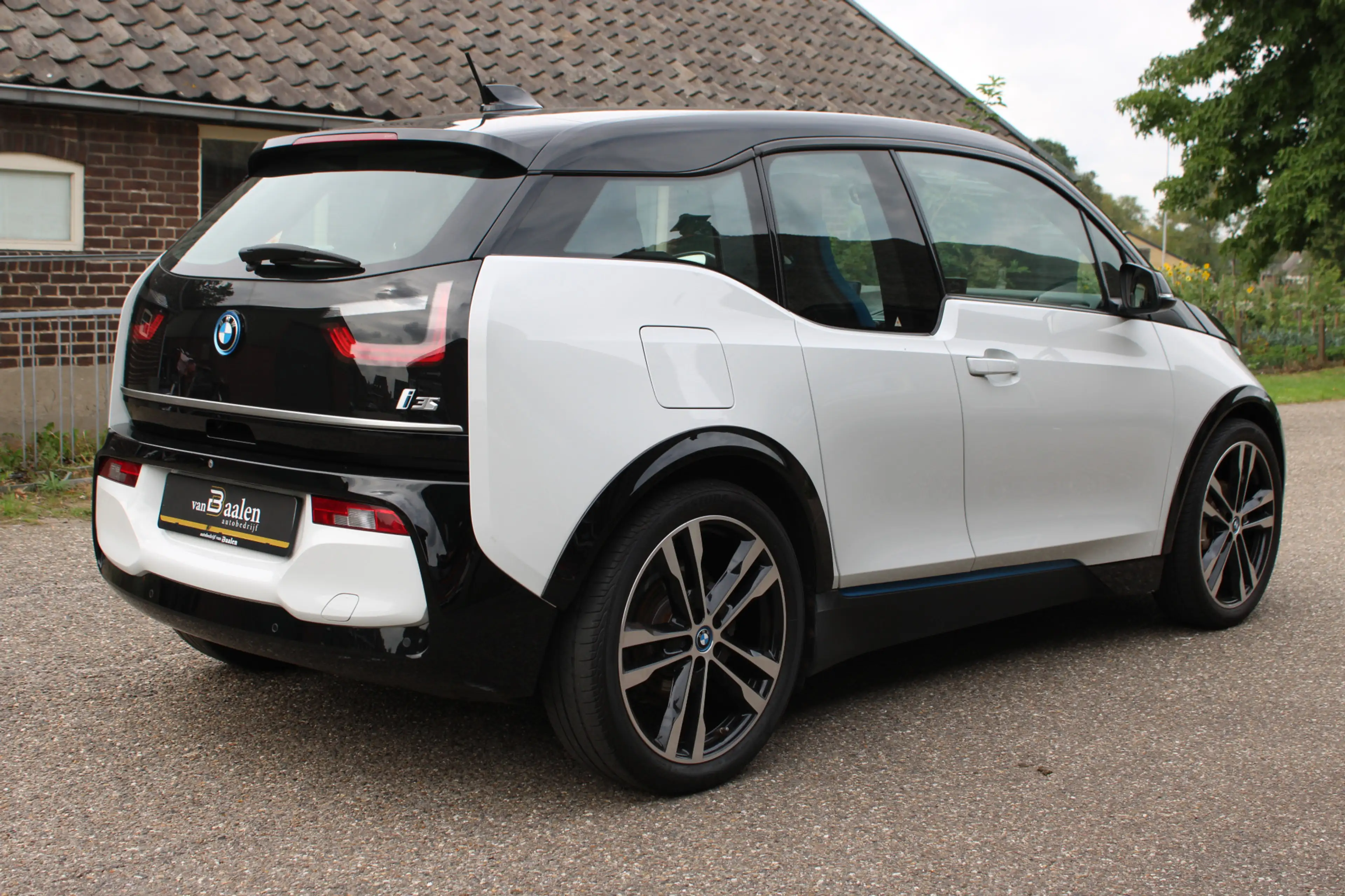 BMW i3 S Executive Edition 120Ah 42 kWh SOh 89,4% NAVI LE — photo 3