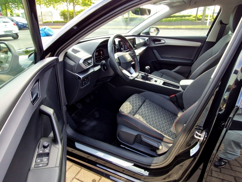 SEAT Leon 1.5 TSI FR LED Sitzhzg PLA Klimaautomatik — photo 7