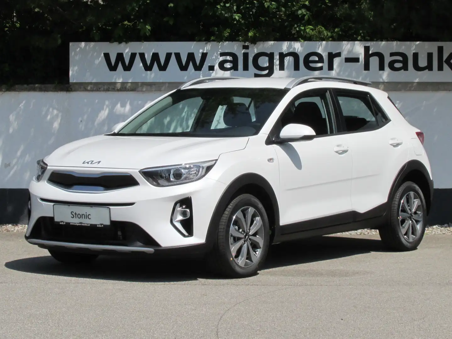 Kia Stonic 1,0 TGDI GPF ISG Silber DCT Aut. Blanc - 1