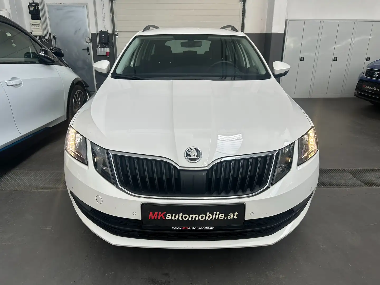 Skoda Octavia Ambition Blanc - 2