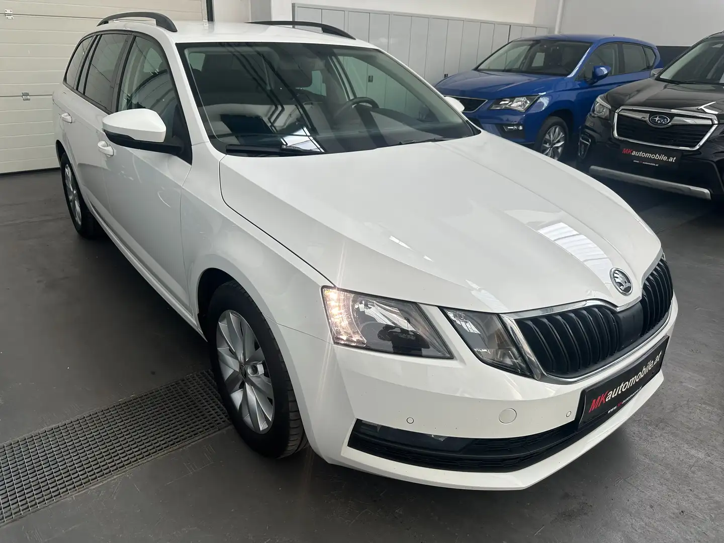 Skoda Octavia Ambition Blanc - 1