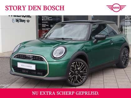 MINI Cooper C / Favoured Trim / Pakket M / 18 inch Night Flash S