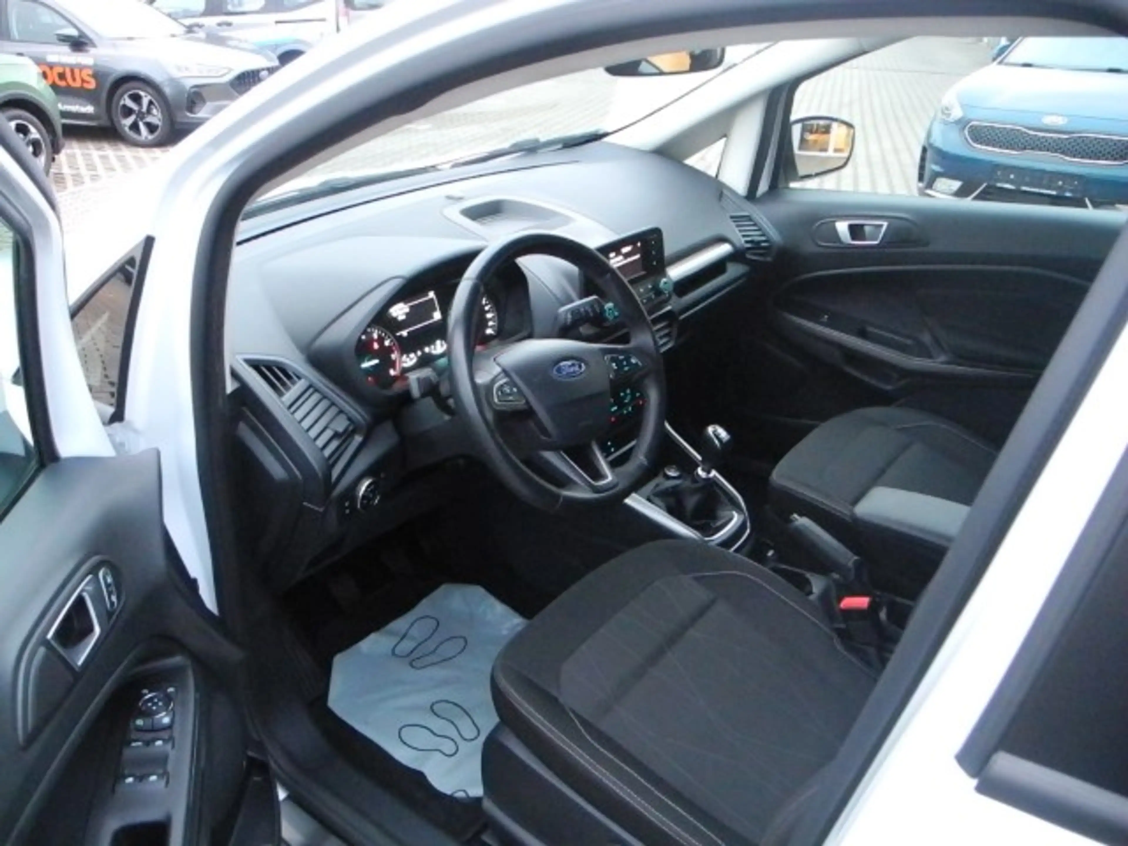 Ford EcoSport 1.0 TREND - WR, Winter-Pak., Reling, PDC v/h, Alu — photo 6