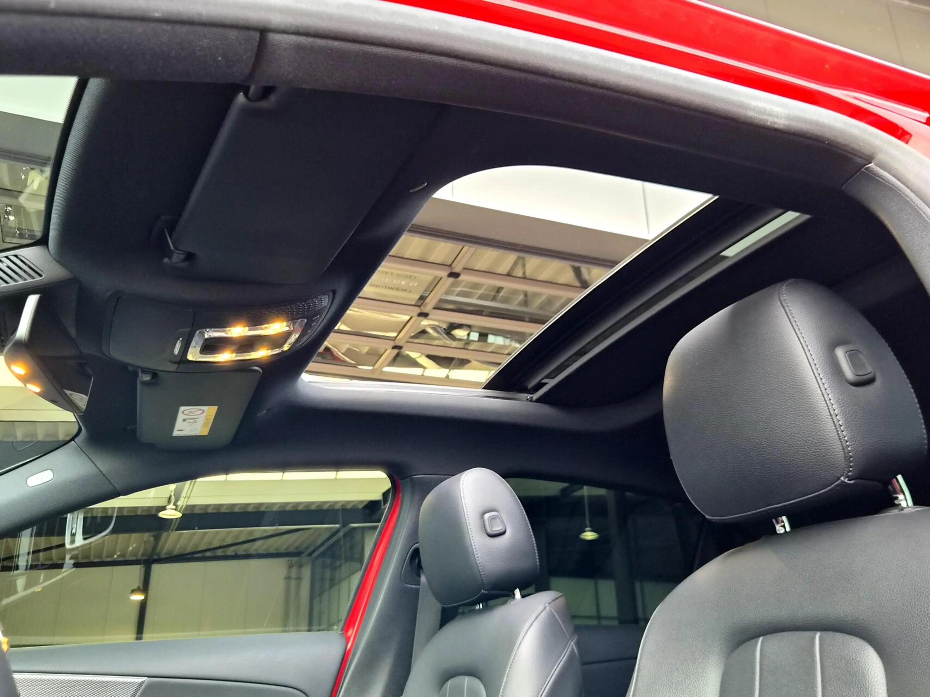 Mercedes-Benz A 180 Premium Plus Automaat 1e Eig!|Pano|Leer — photo 11