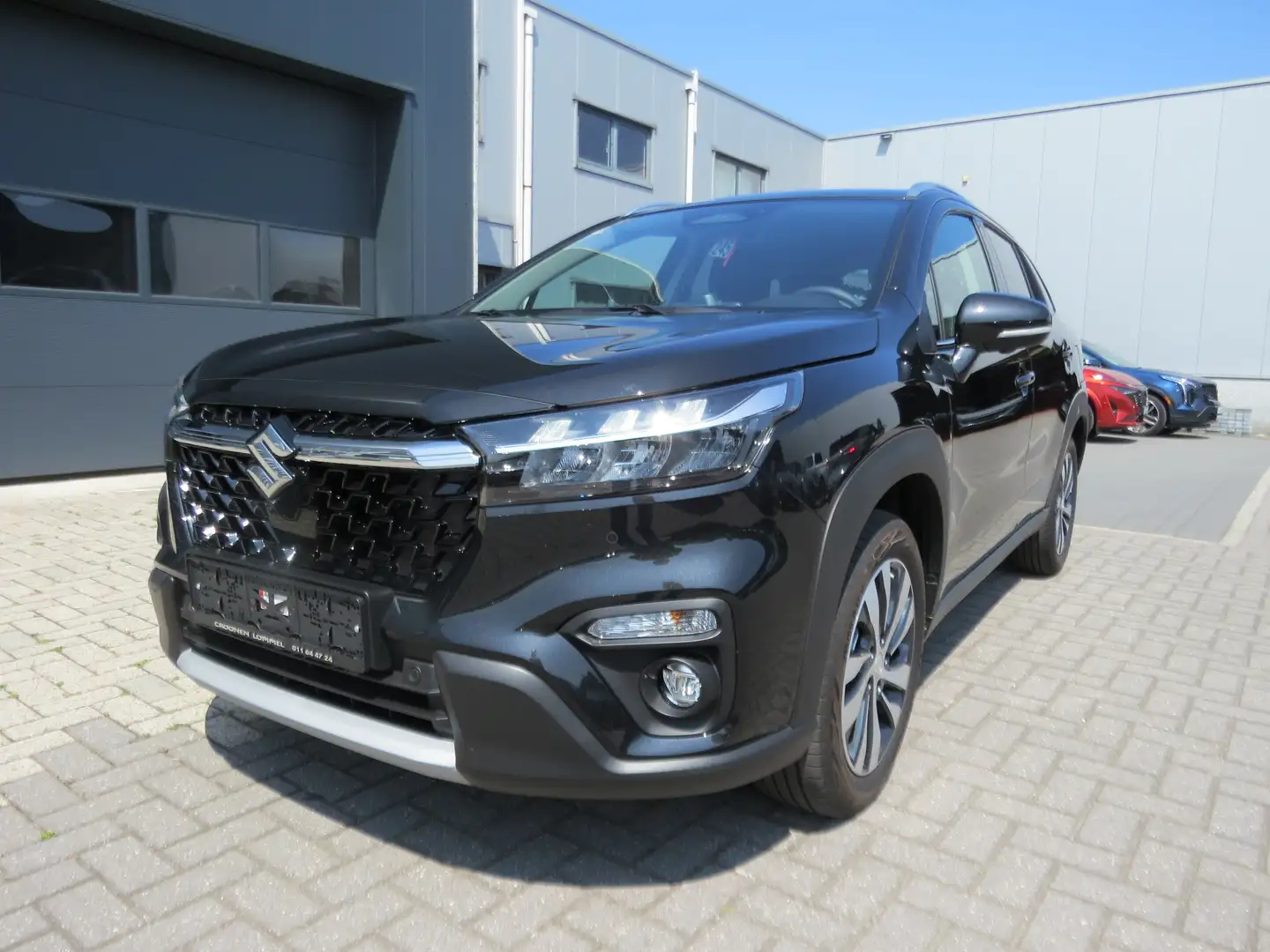 Suzuki S-Cross 1.5 DualJet Hybrid GLX Zwart - 1
