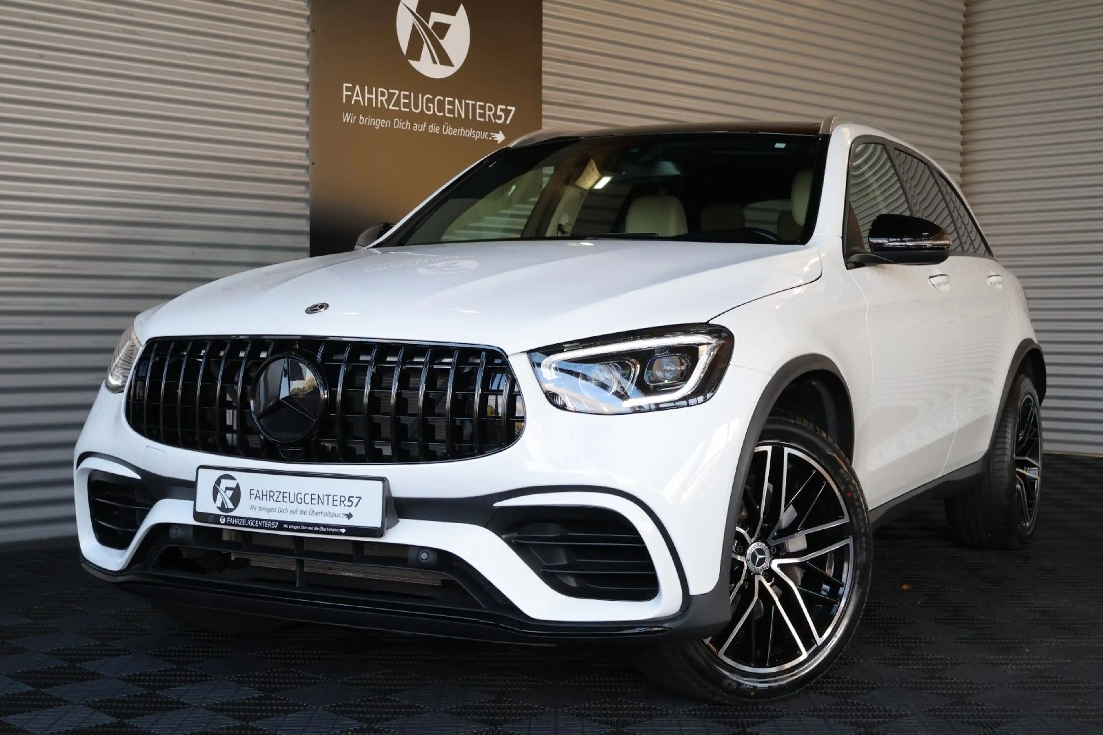 Mercedes-Benz GLC 300 4MATIC BURMESTER/RÜCKFAHRKAMERA/LED