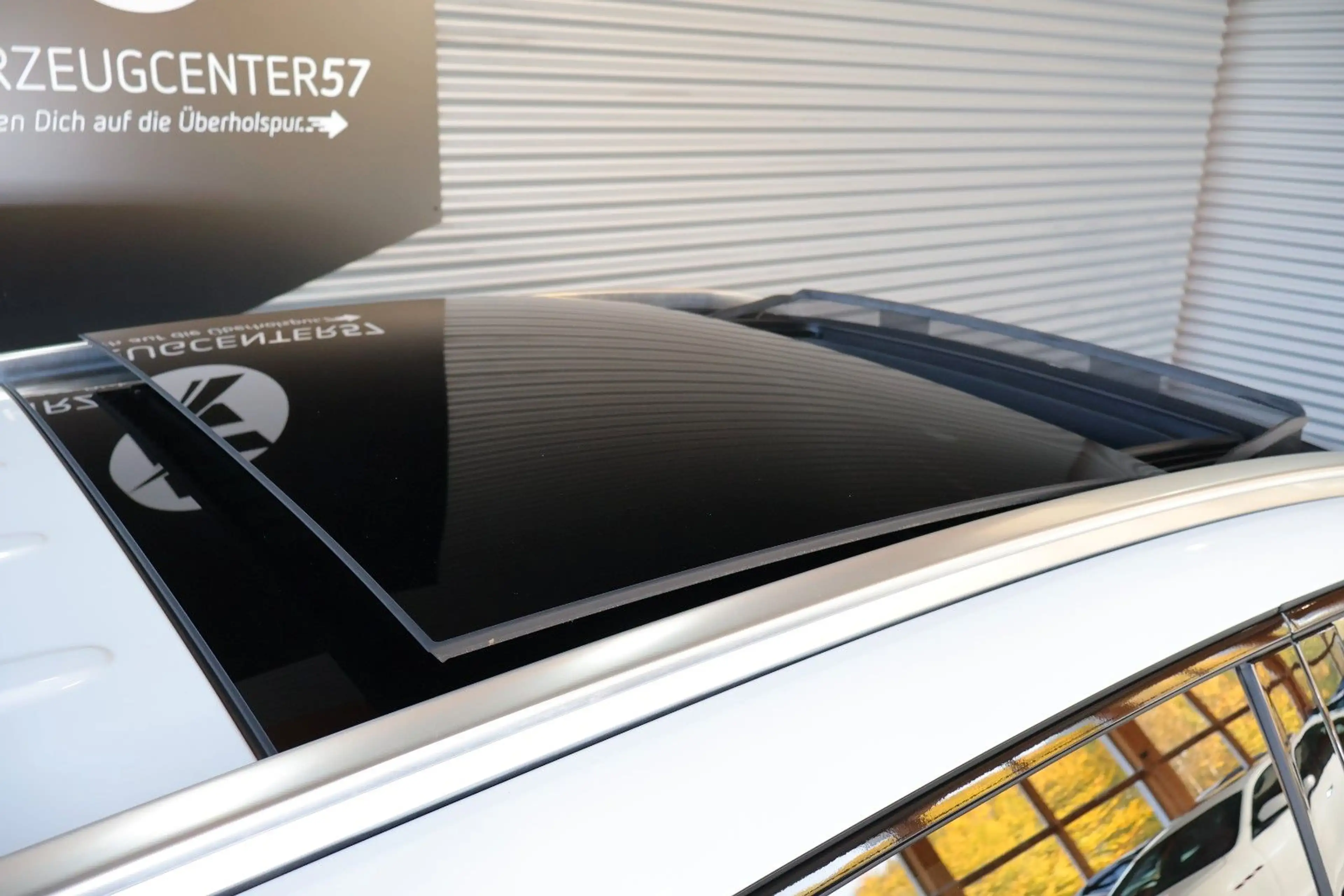 Mercedes-Benz GLC 300 4MATIC BURMESTER/RÜCKFAHRKAMERA/LED — photo 10