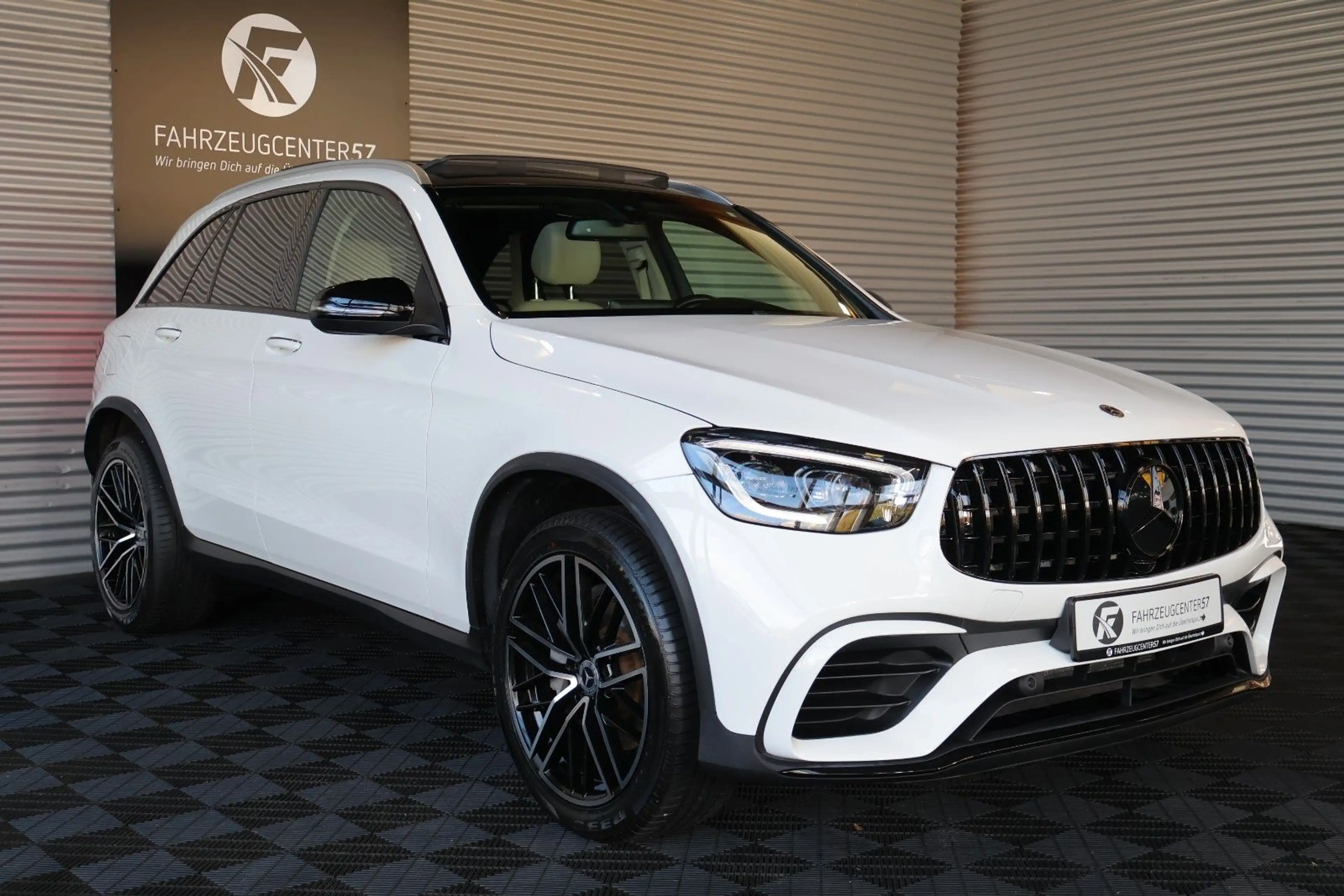 Mercedes-Benz GLC 300 4MATIC BURMESTER/RÜCKFAHRKAMERA/LED — photo 5