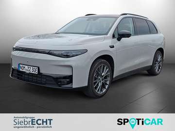 158 kW REEV Design *SZH*LRH*NAVI*360°K*uvm.