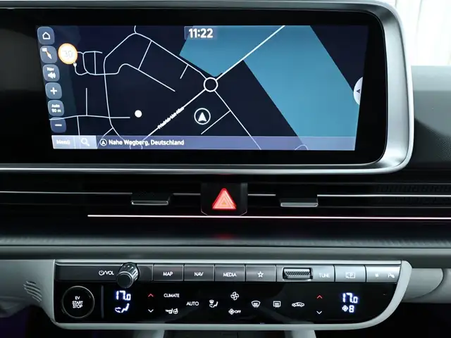 Hyundai Ioniq 6 view 12