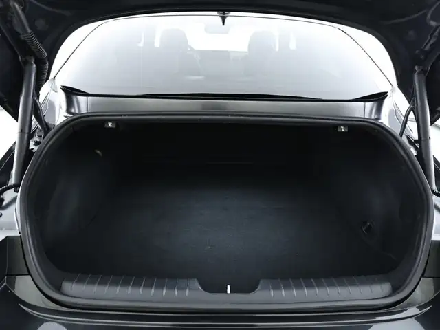 Hyundai Ioniq 6 view 6