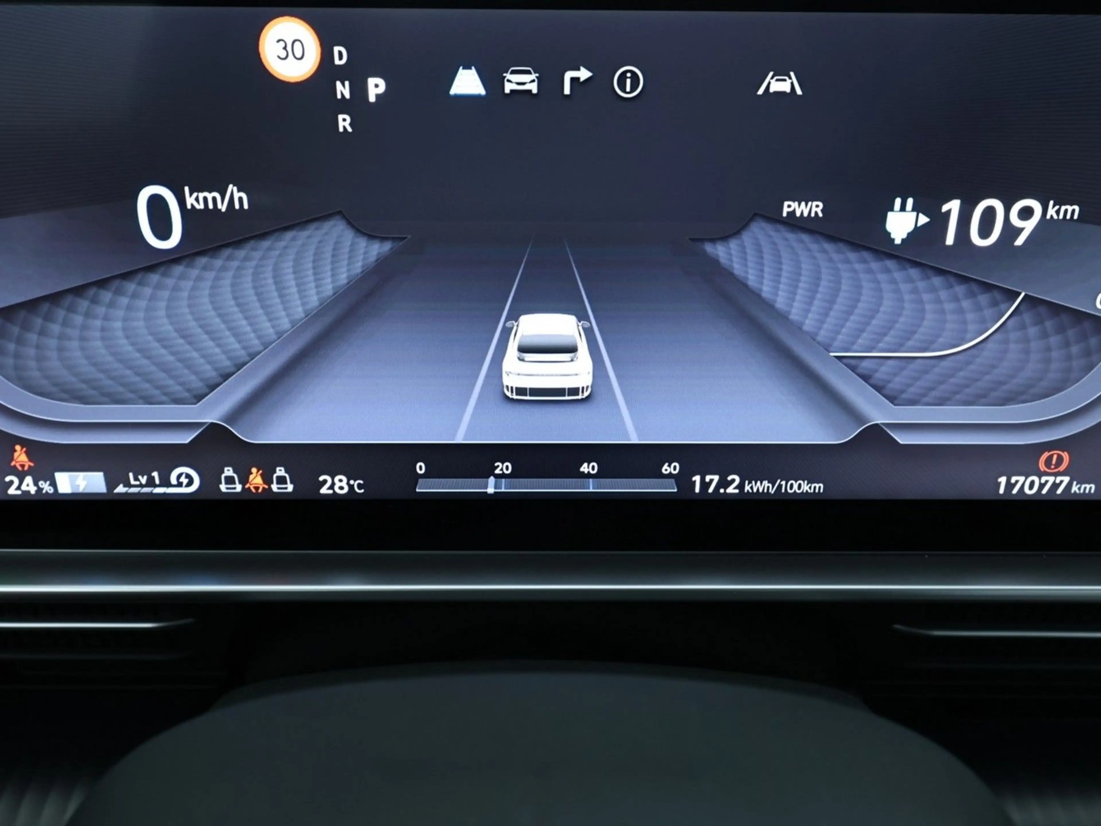 Hyundai IONIQ 6 77,4 kWh Uniq LED|Navi|360°|Leder|ACC — photo 7
