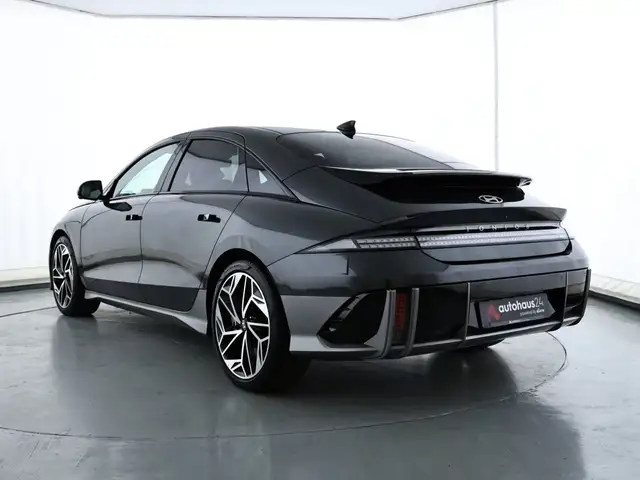 Hyundai Ioniq 6 view 4