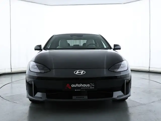 Hyundai Ioniq 6 view 2