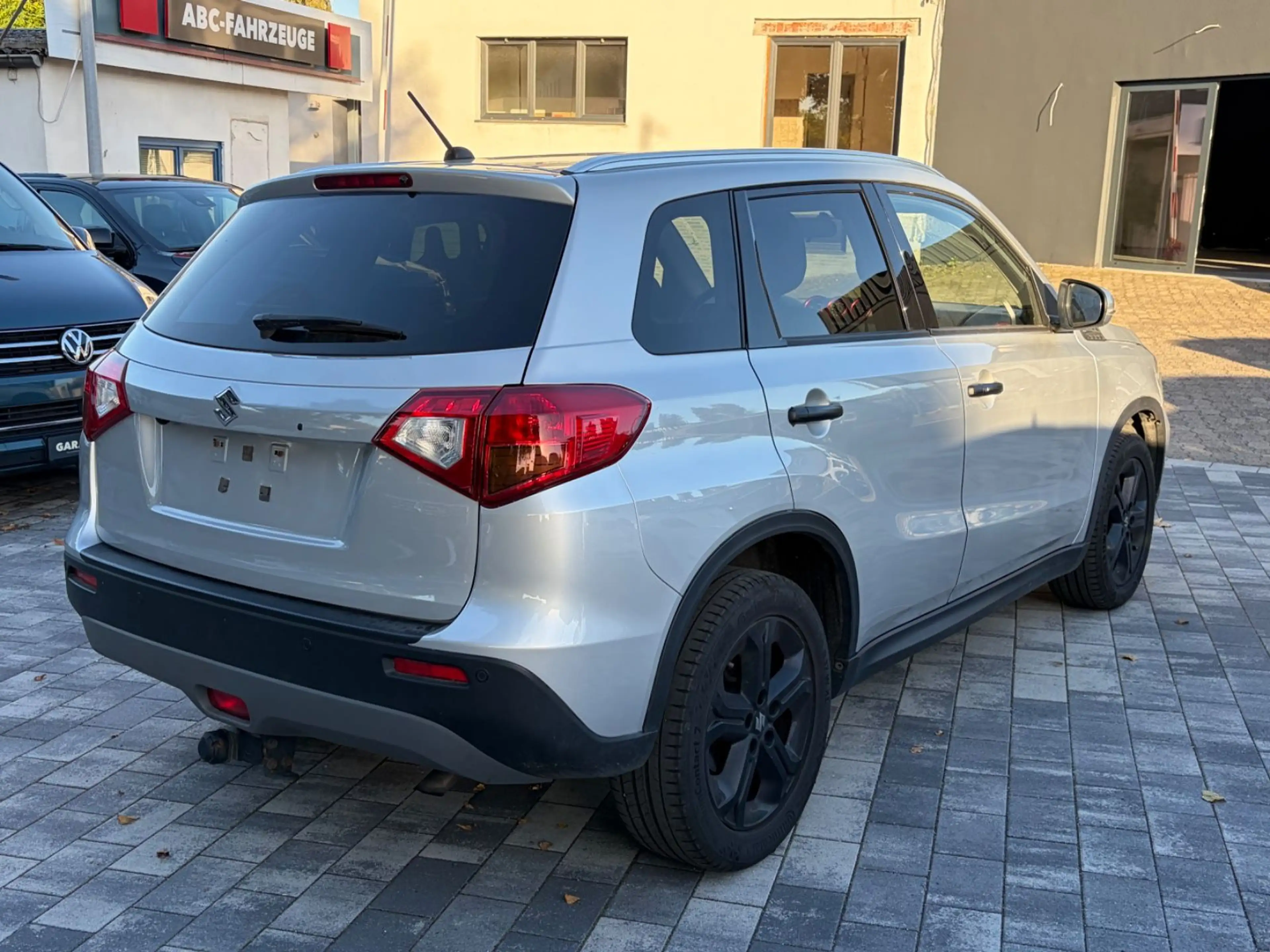Suzuki Vitara 1.4 S 4x4 Automatik / ACC / Kamera / Aluf — photo 5