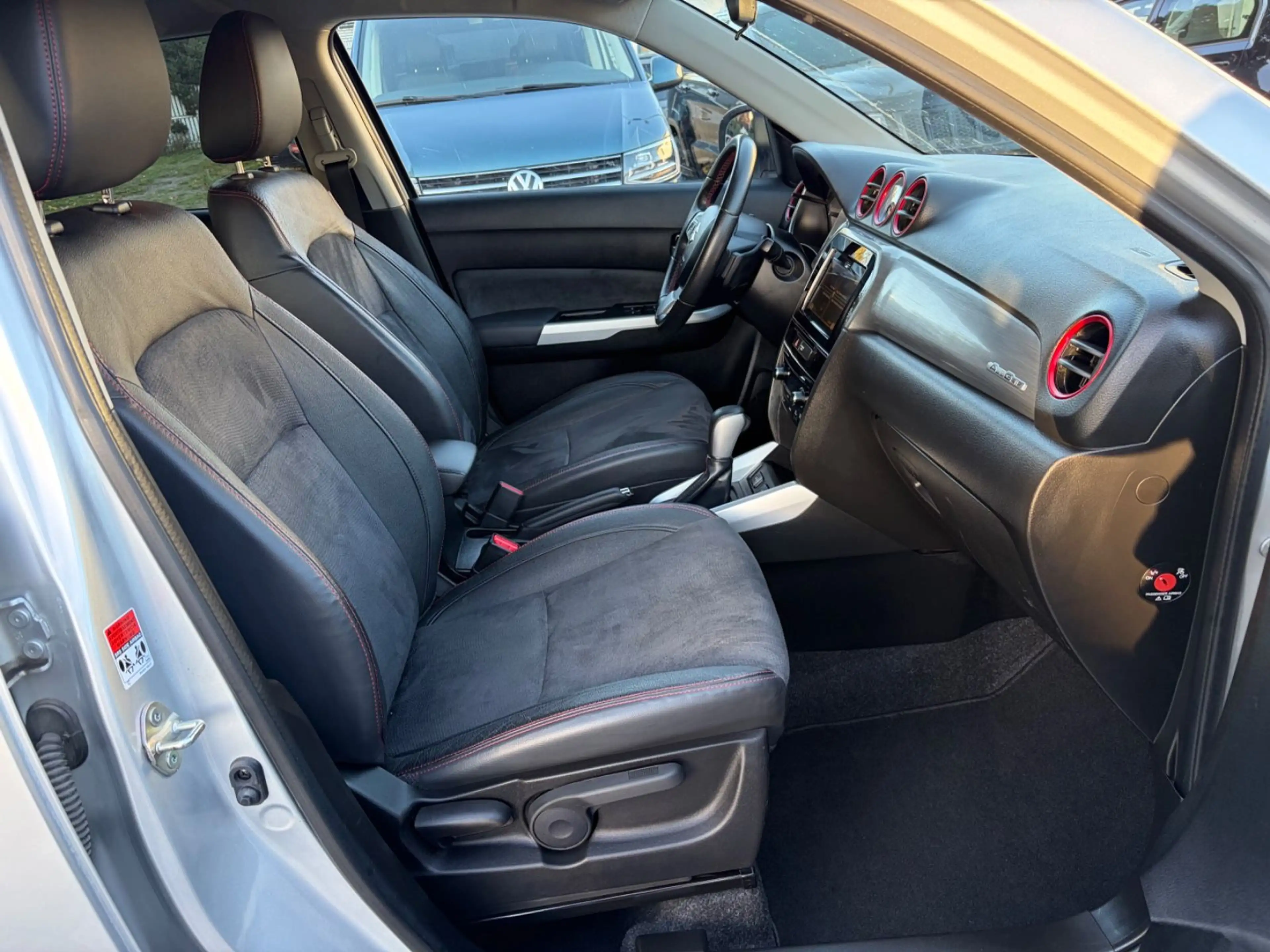 Suzuki Vitara 1.4 S 4x4 Automatik / ACC / Kamera / Aluf — photo 15