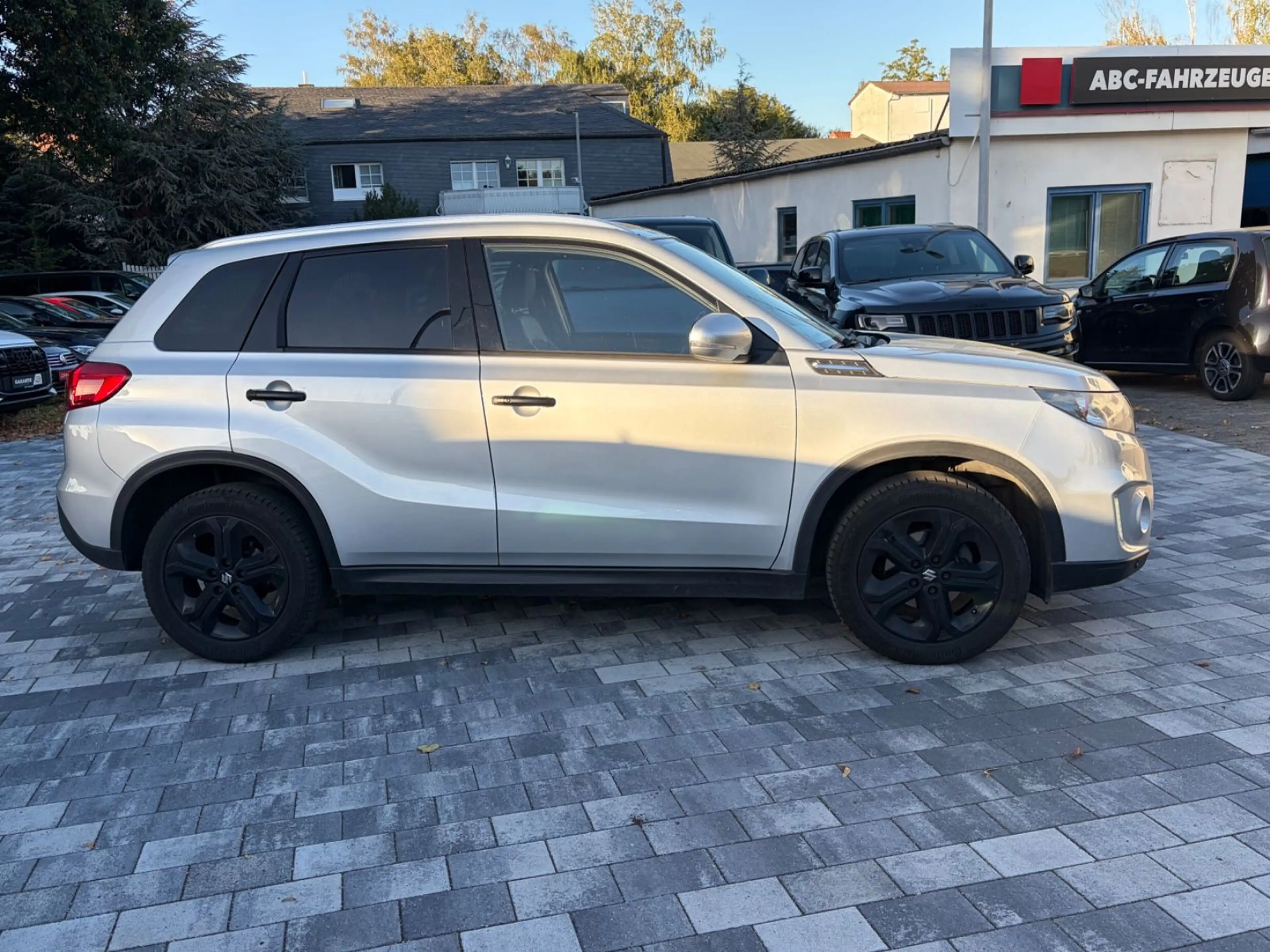 Suzuki Vitara 1.4 S 4x4 Automatik / ACC / Kamera / Aluf — photo 4