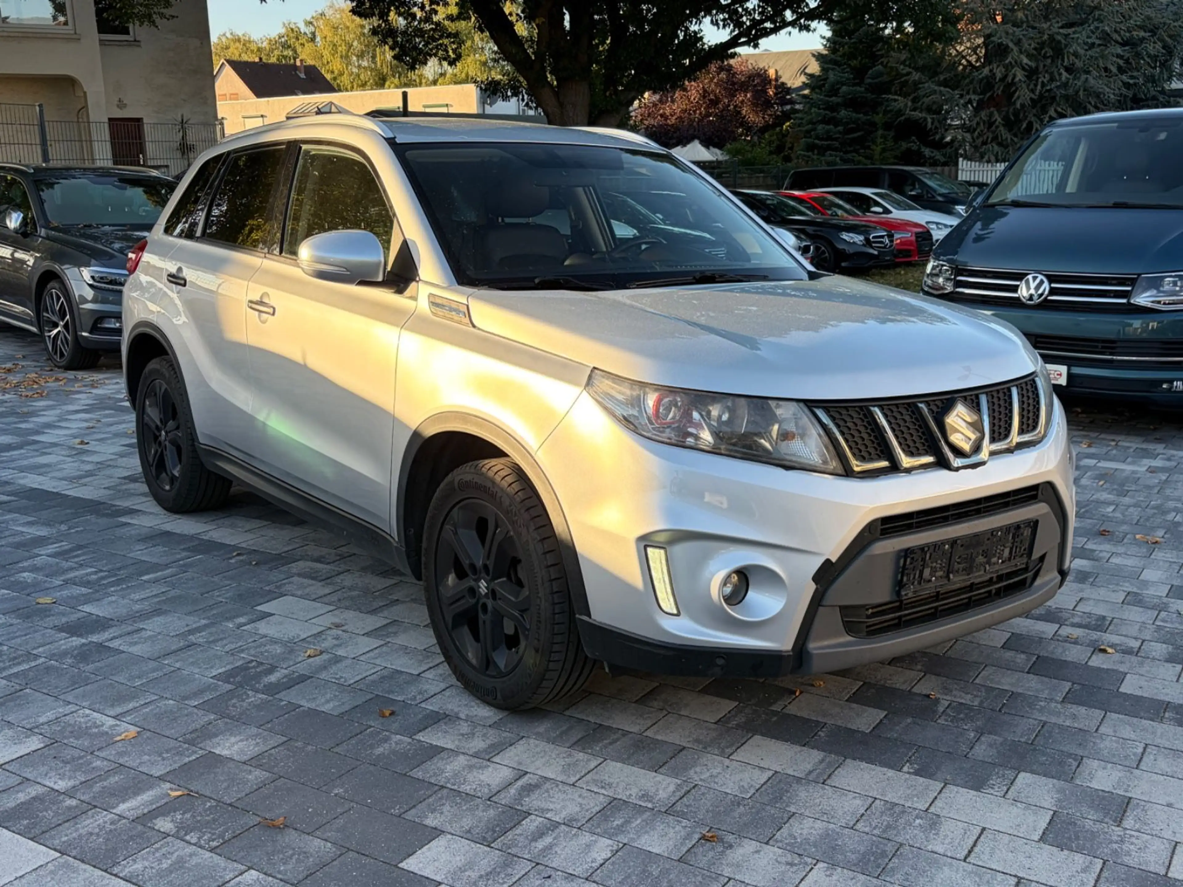 Suzuki Vitara 1.4 S 4x4 Automatik / ACC / Kamera / Aluf — photo 3