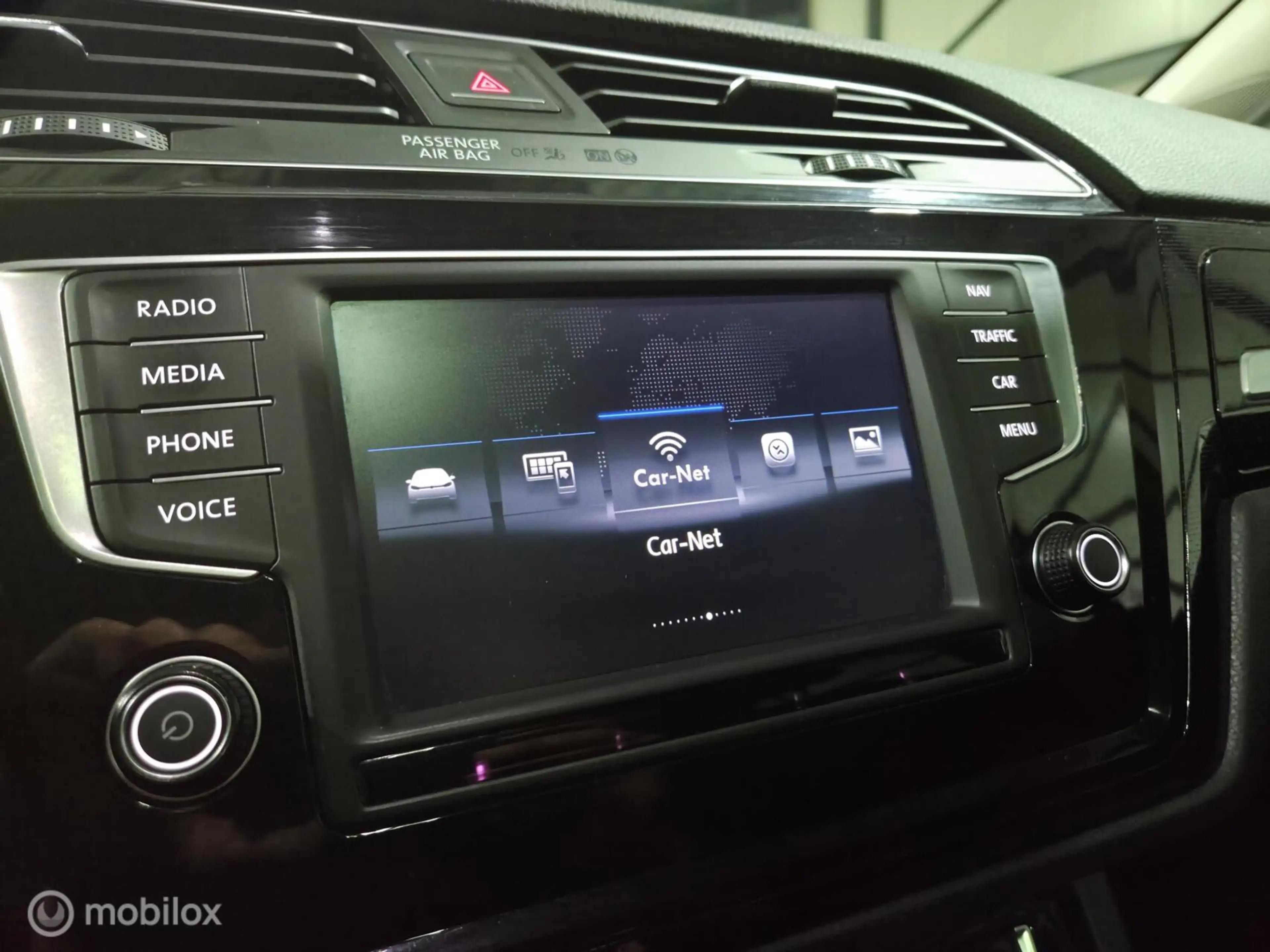 Volkswagen Touran 1.4 TSI Sound dsg Pano|LED — photo 29