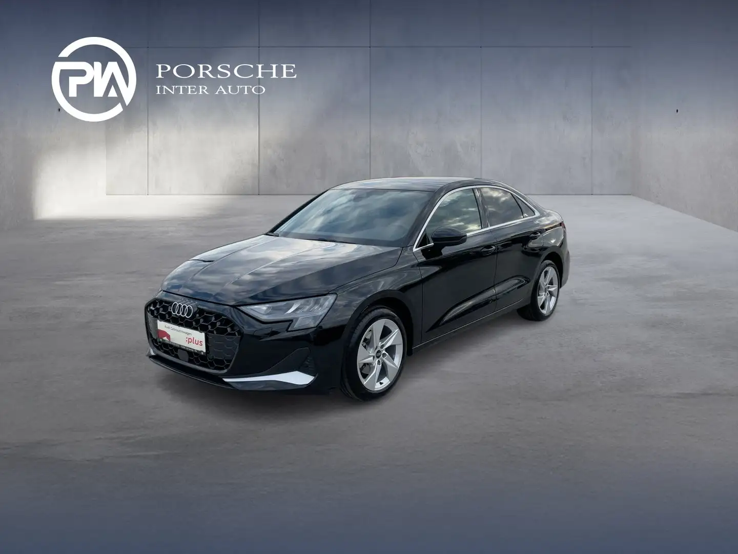 Audi A3 Limousine 35 TFSI Schwarz - 1