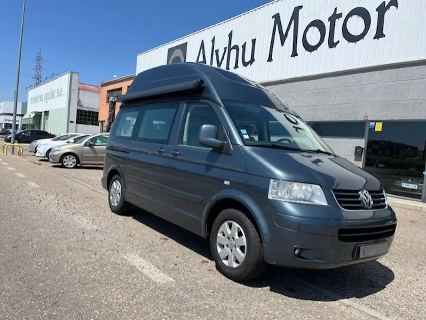 Volkswagen T5 California 2.5TDI Comfortline Šedá - 1