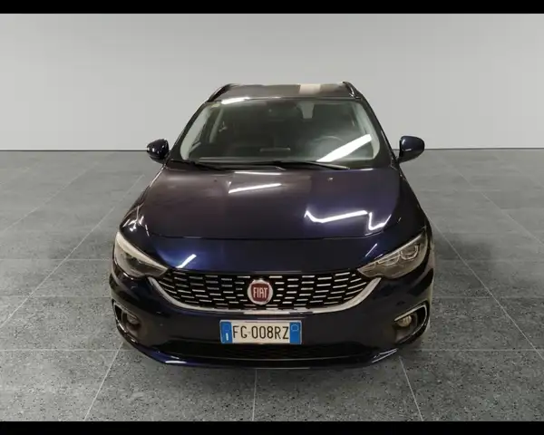 Fiat Tipo view 2