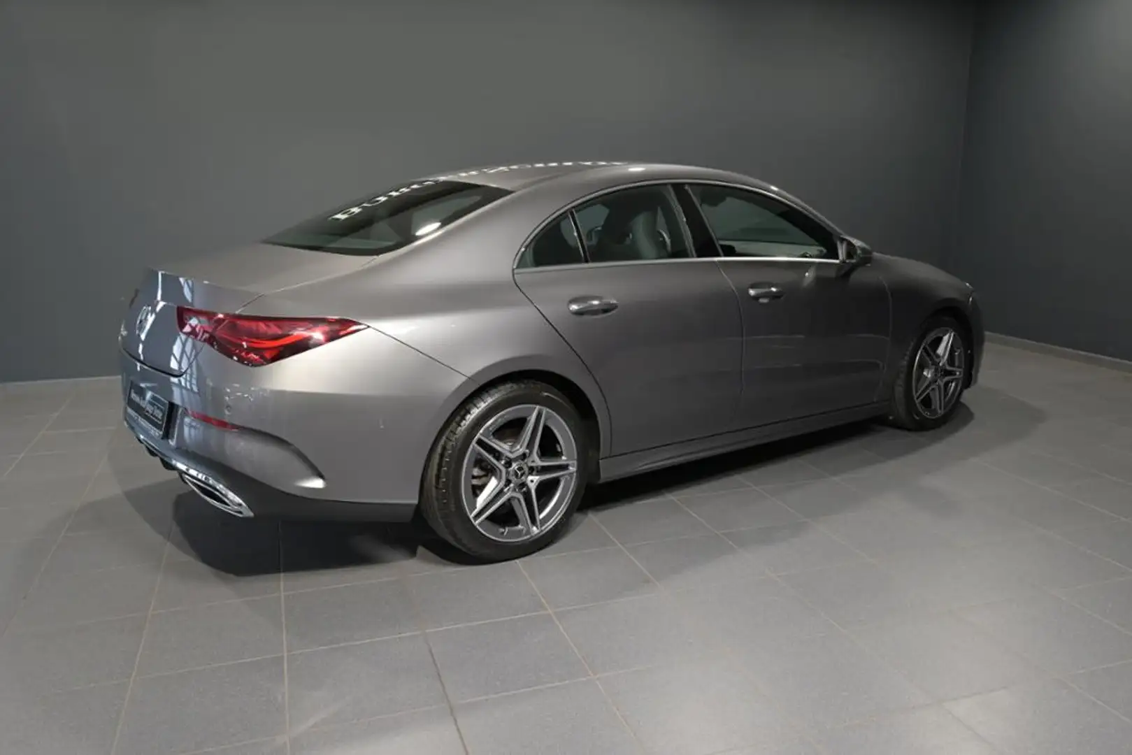 Mercedes-Benz CLA 200 Coupé AMG LINE ADVANCED PLUS/LED/KAMERA Gris - 2