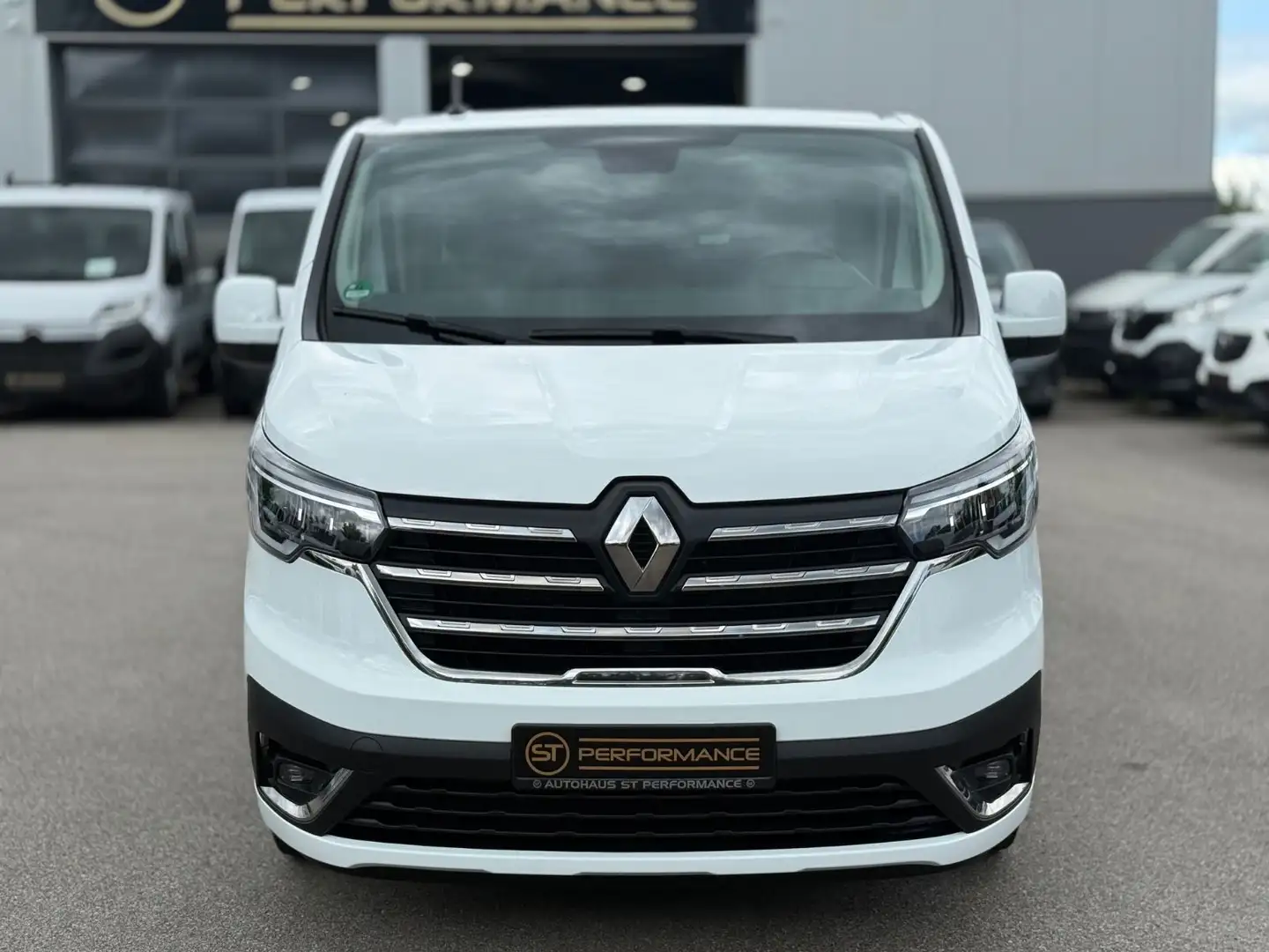 Renault Trafic Blue dCi 110 L1H1 LIFE KLIMA NAVI AHK 9SZ Weiß - 2