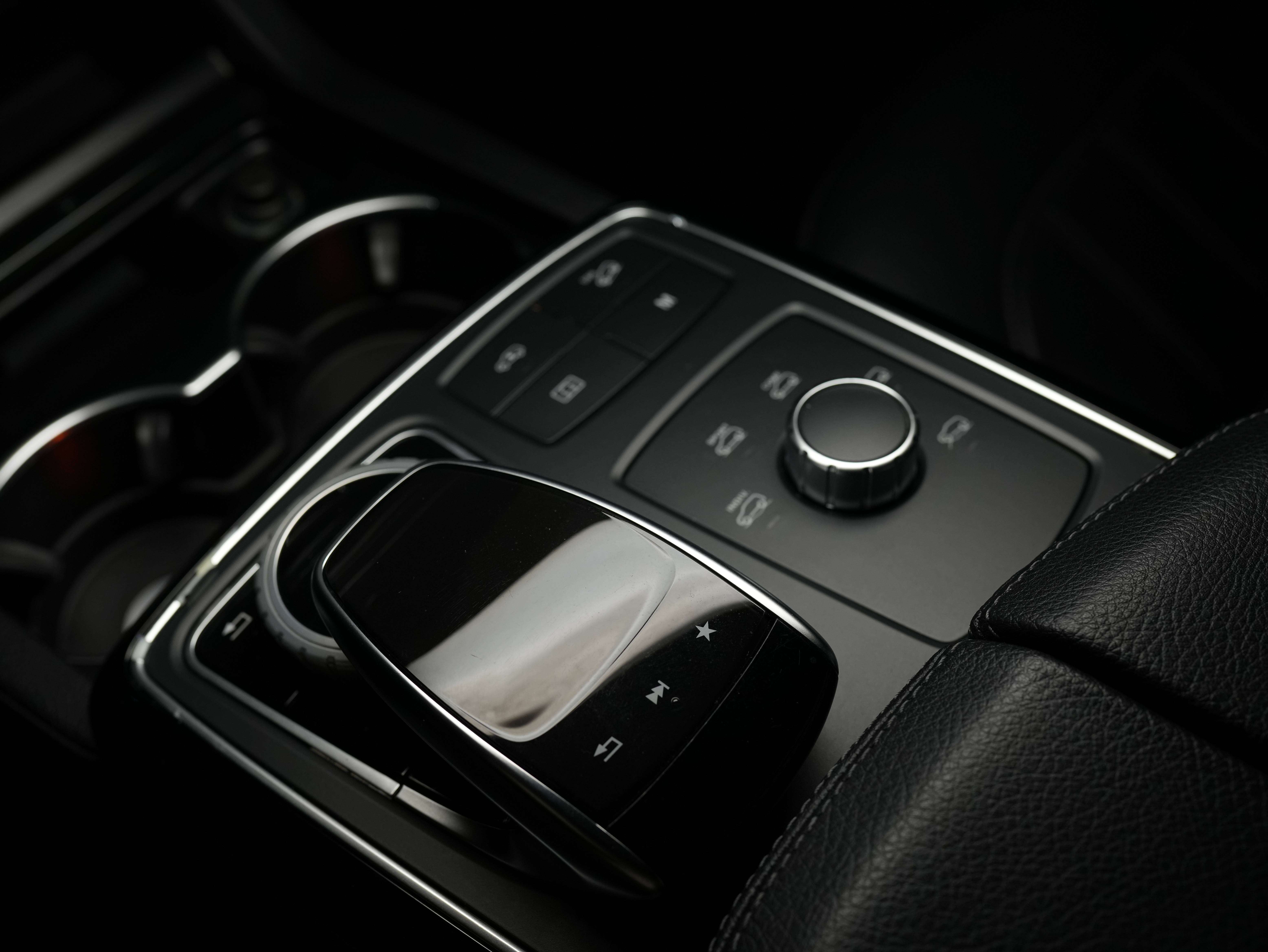used 2019 Mercedes-Benz GLE car, priced at $26,900