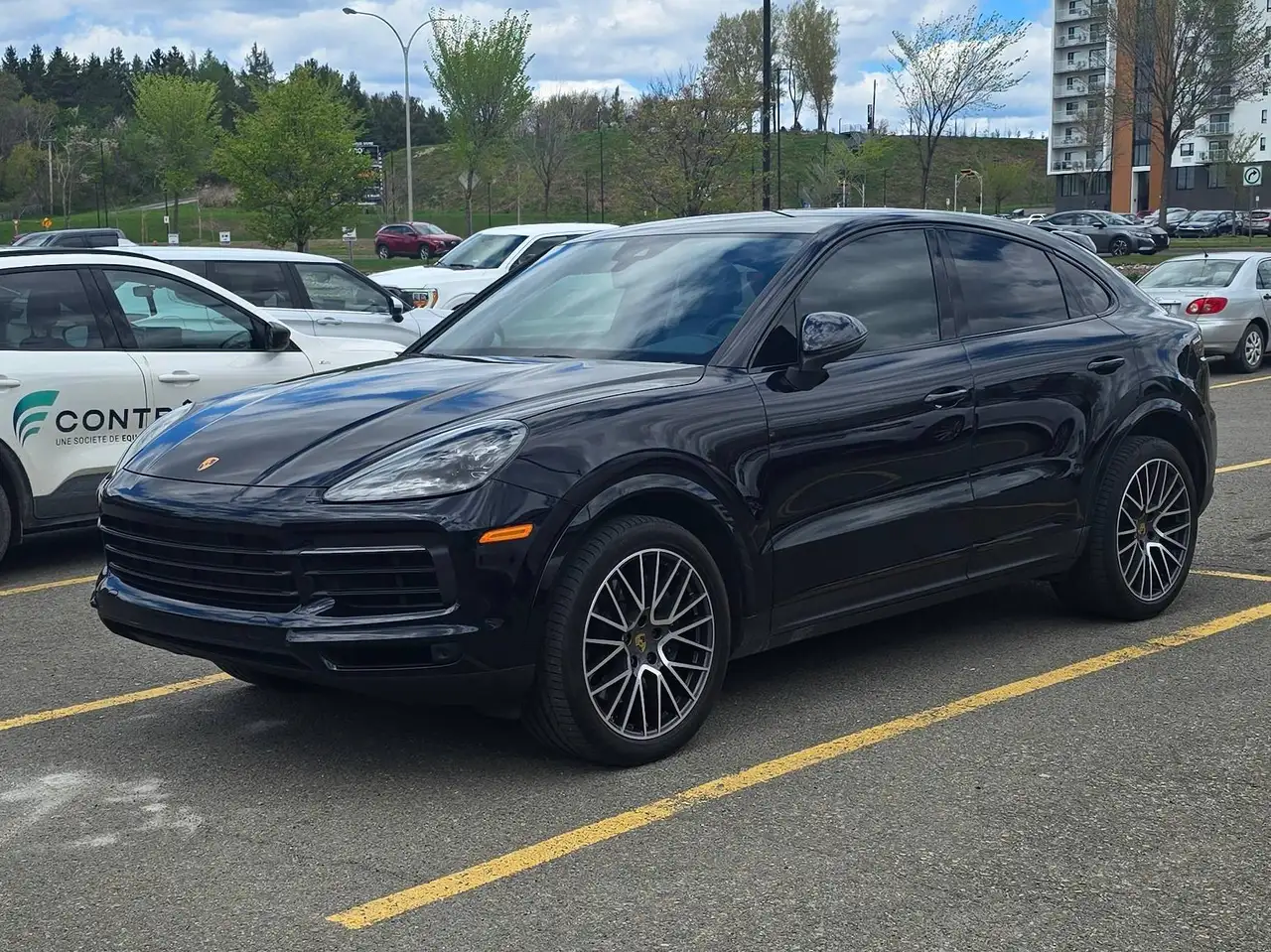 Porsche Cayenne снимка Porsche Cayenne