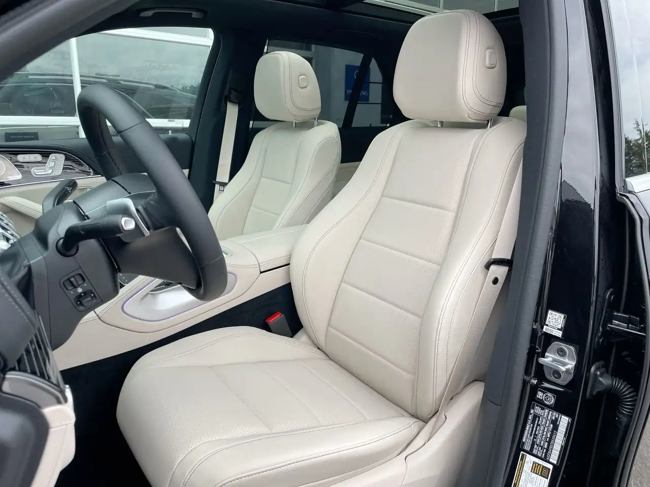 Mercedes-Benz GLE снимка Mercedes-Benz GLE