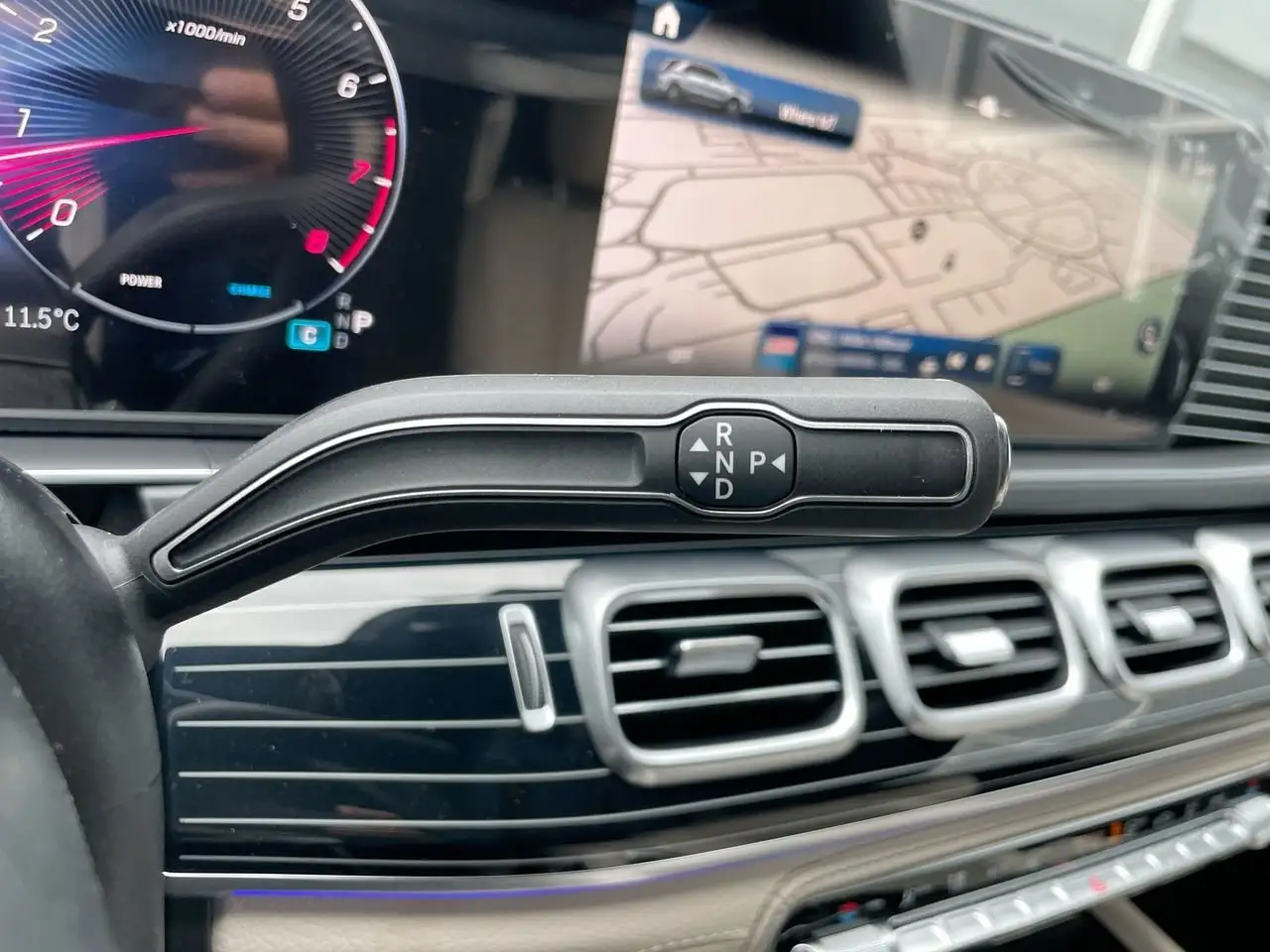 Mercedes-Benz GLE снимка Mercedes-Benz GLE