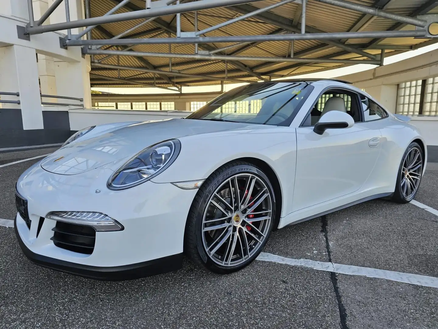 Porsche 911 911 Coupe 3.8 Carrera 4S E6 White - 1