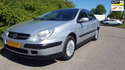 Citroen C5 2.0-16V Ligne Prestige Top onderhouden en van de 1