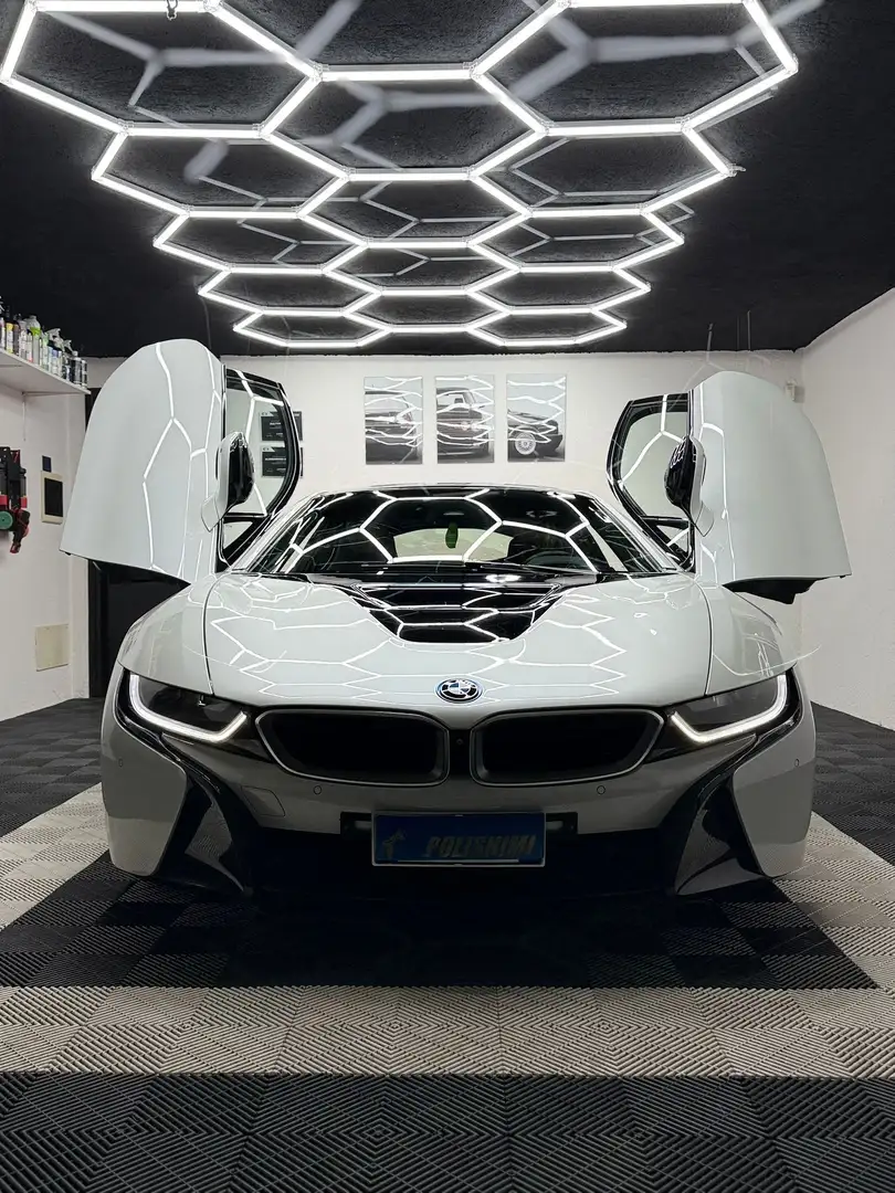 BMW i8 Coupe 1.5 auto - 2