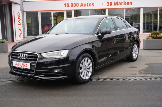 Audi A3 1.4 TFSI Navi Bi-Xenon AHK Sitzheizung PDC